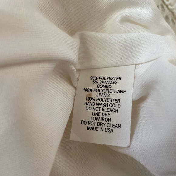 Marta by Monif C. White Long Sleeve Short Romper. - Picture 12 of 12